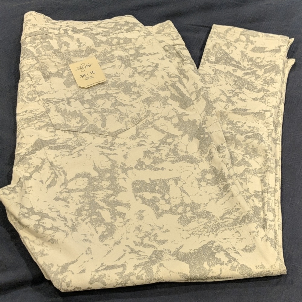 Lola white jeans